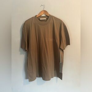 Fear of god essentials T shirt wood